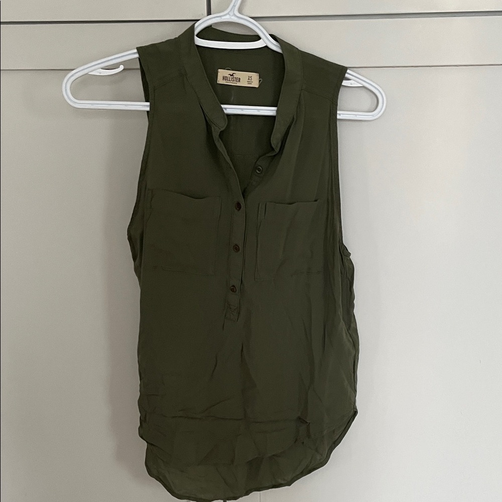 Hollister Dark Green Sleeveless Blouse